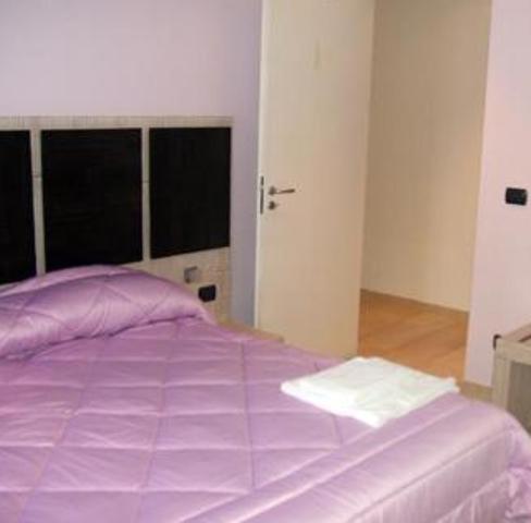 Room image 2